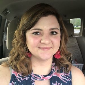 Meet your Posher, Becky